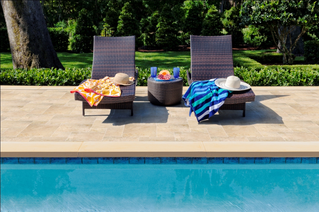 Aegean Pearl French Pattern 16 Sft x 10 Kits Tumbled Paver