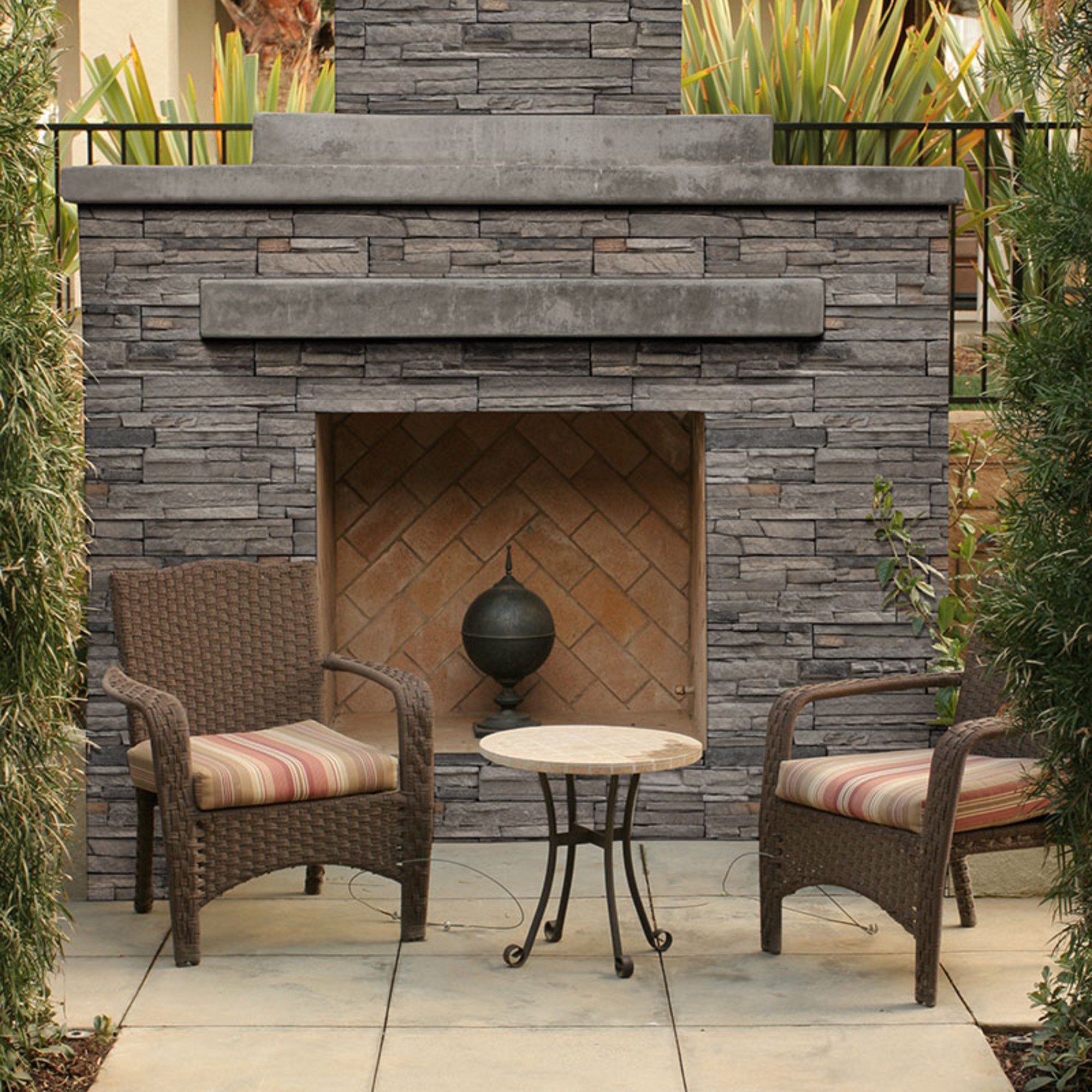 Terrado Denali Gray Natural Manufactured Stone Veneers-2