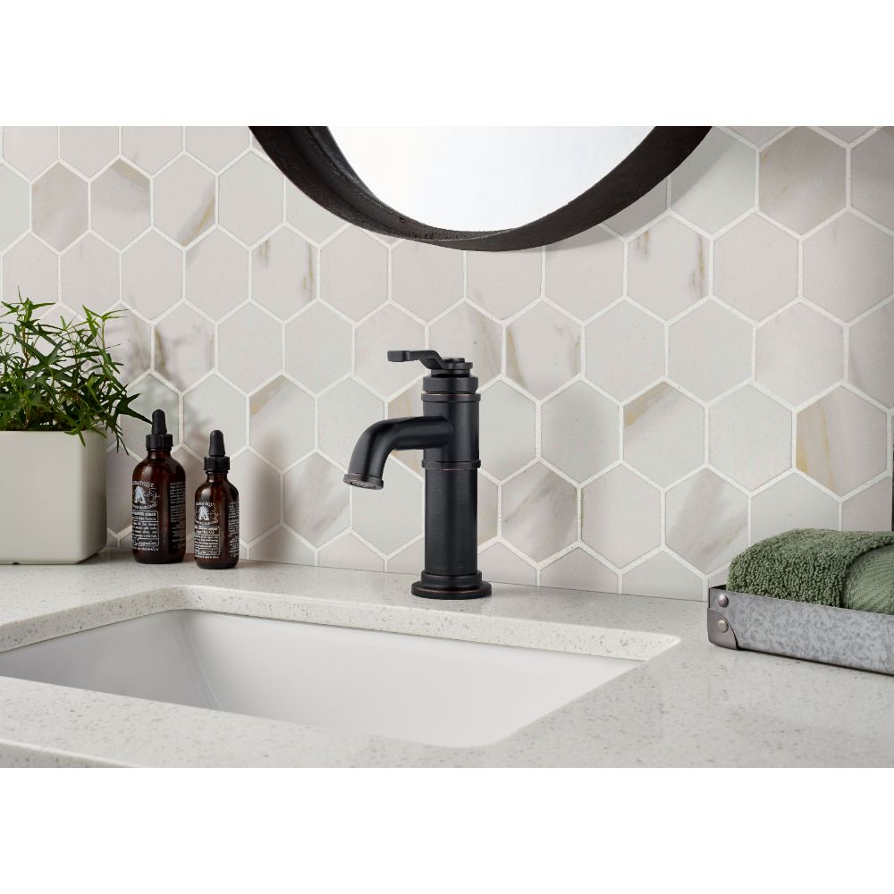 Pietra Calacatta 2x2 Hexagon Matte Mosaic