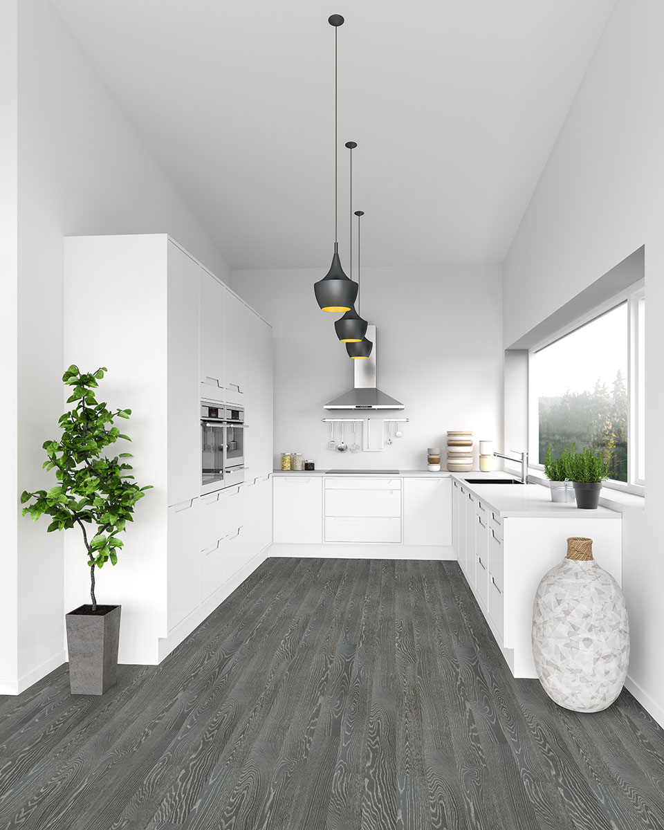 Woodhills Liora Oak 1-3/4X78 Waterproof Wood Tmolding